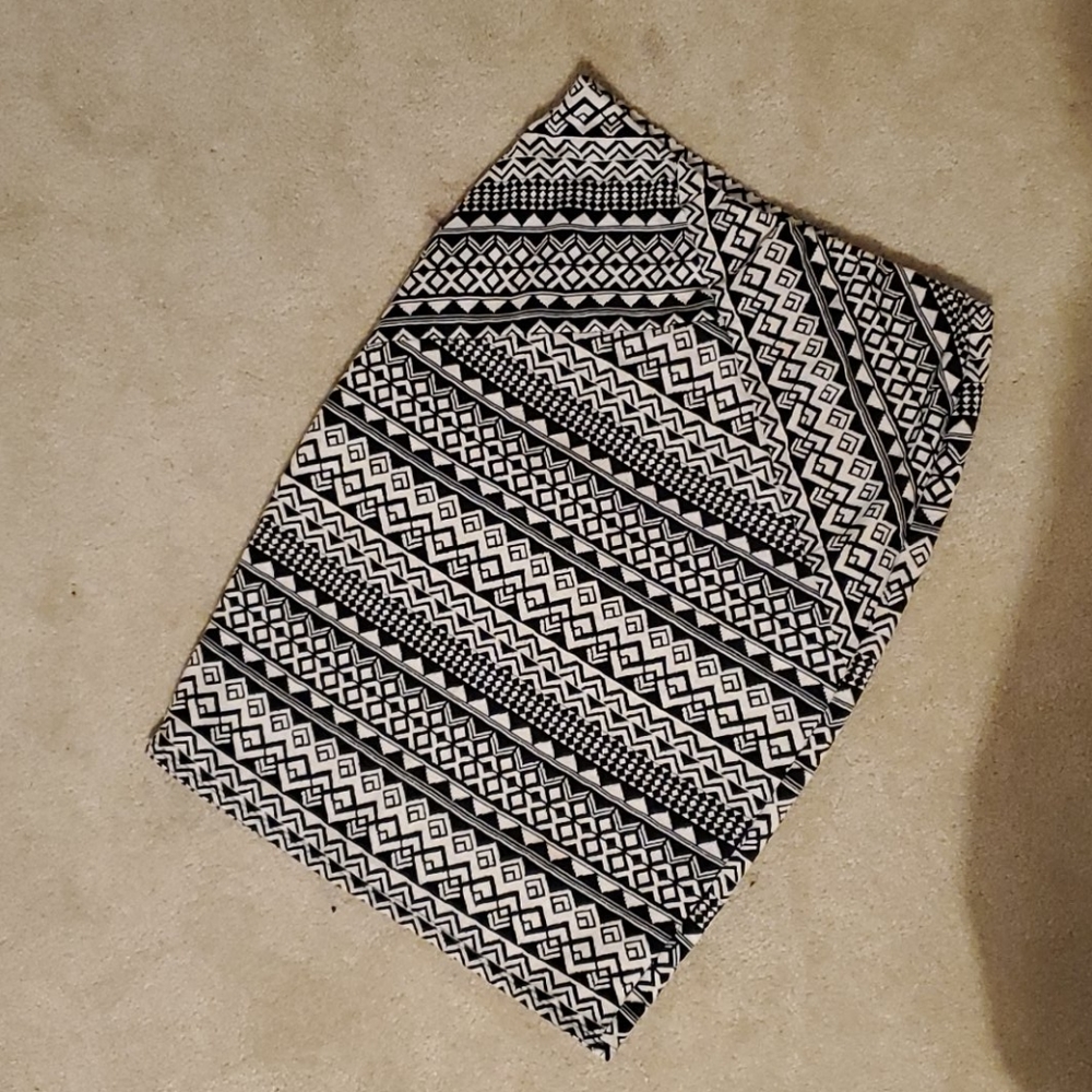 Geometric skirt